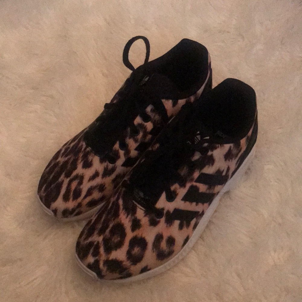 Im selling the Torsion Adidas